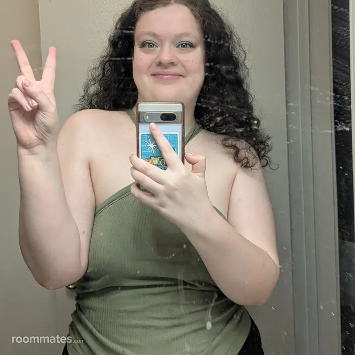 Roommate looking Hartford, CT, $900