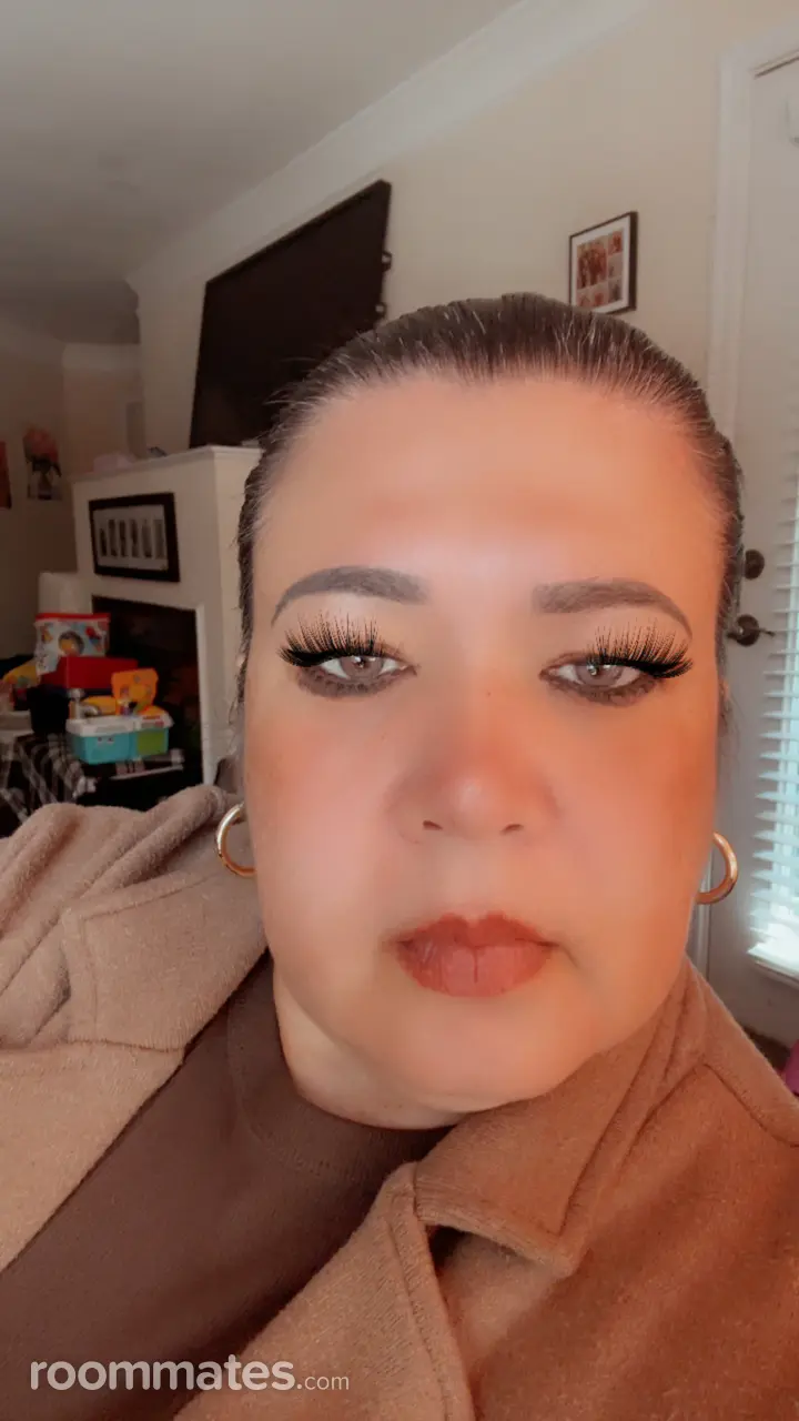 Profile photo 2 of 11