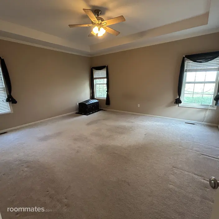Room for rent in Drexel, MO $500, house