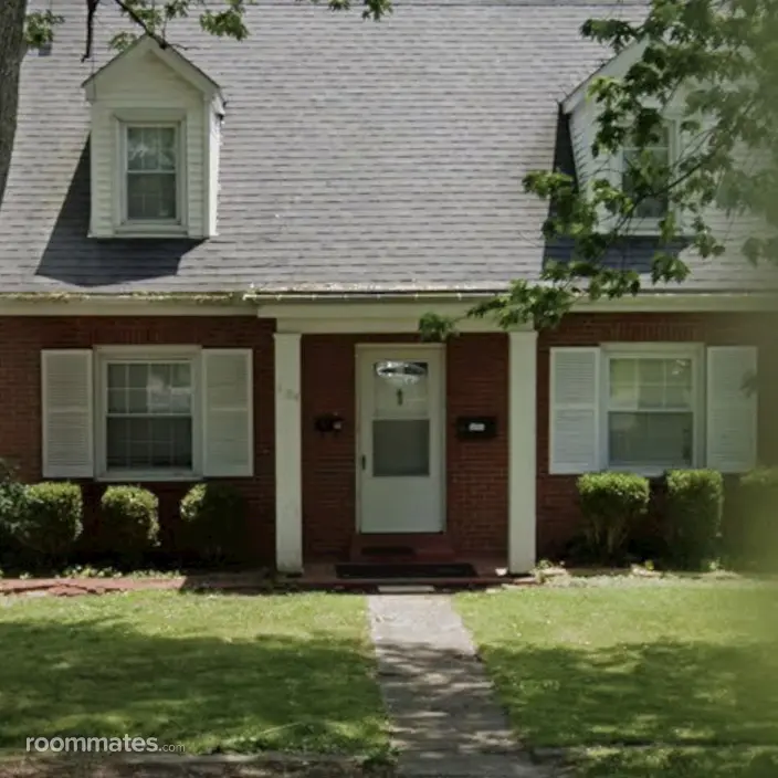 Room for rent in Lexington, KY $600, house
