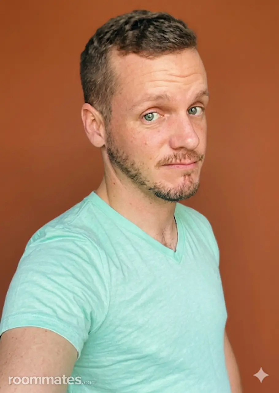 Profile photo 3 of 11