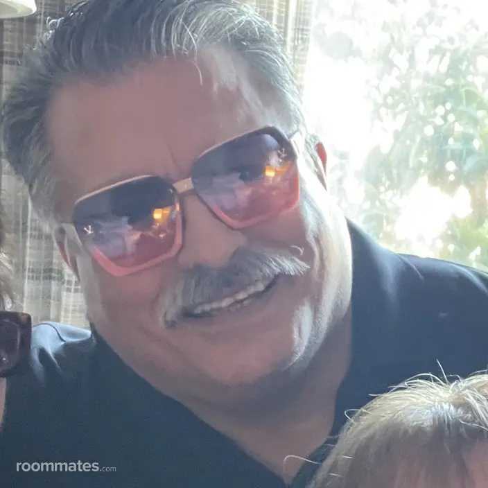 Roommate looking San Jose CA, $1400