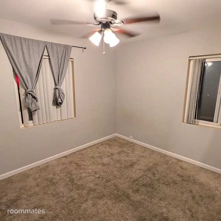 Room for rent in La Mesa, CA $1000, house