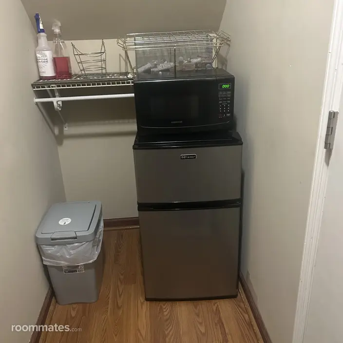 Room for rent in Atlanta, GA $900, house