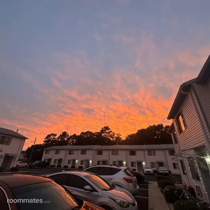 Roommate looking Fort Walton Beach FL, $700