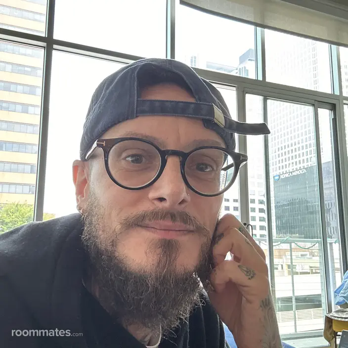 Roommate looking New York, NY, $1800