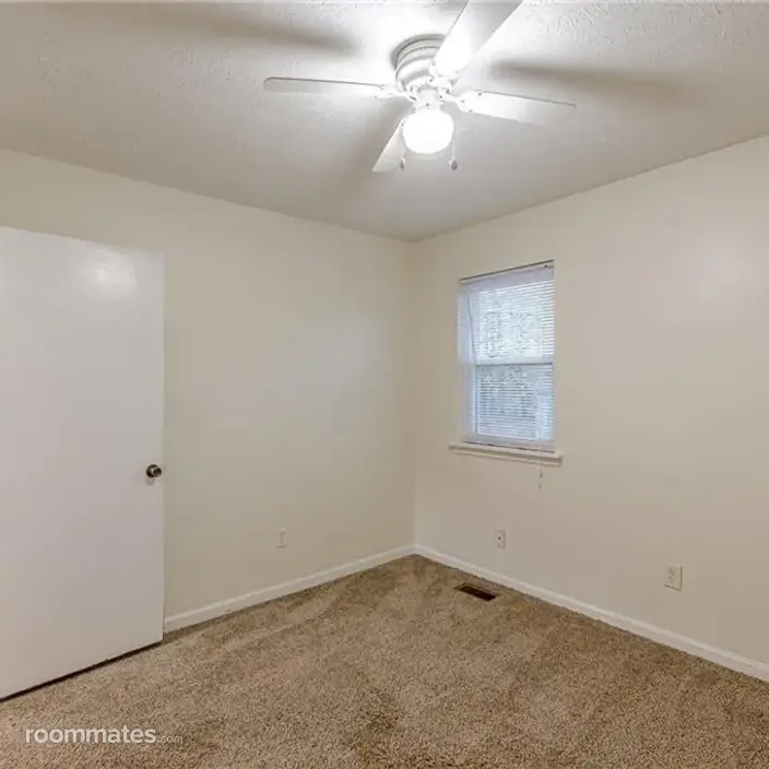 Room for rent in Douglasville, GA $750, house