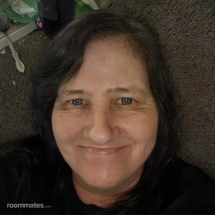 Roommate looking Yorba Linda, CA, $1200