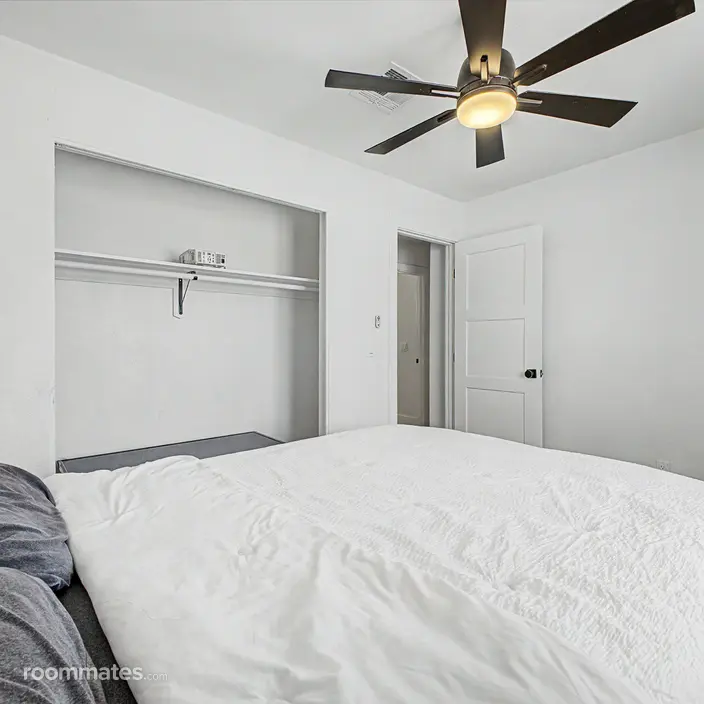 Room for rent in Mesa, AZ $650, house