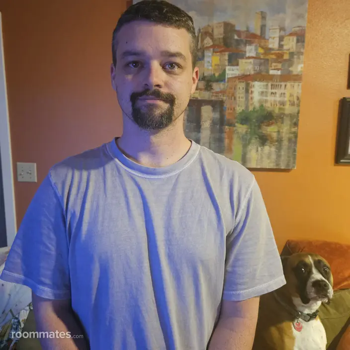 Roommate looking Enumclaw, WA, $1000
