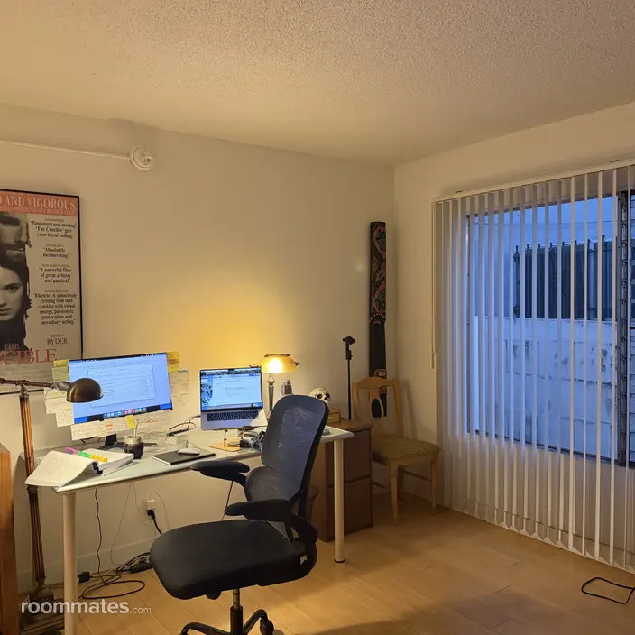 Room for rent in Los Angeles, CA $1250, house