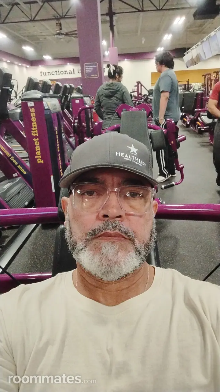 Profile photo 3 of 4