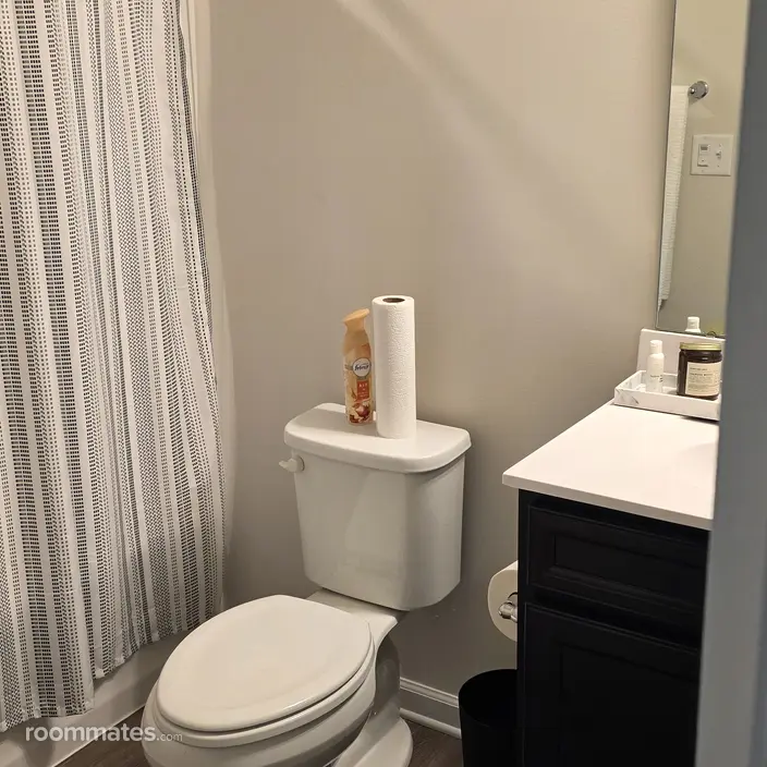Room for rent in Cincinnati, OH $750, house