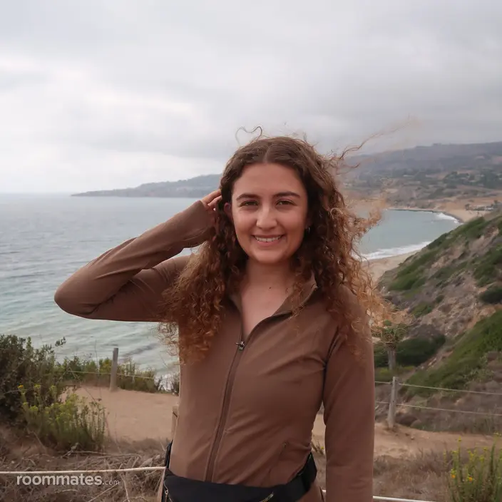 Roommate looking Costa Mesa, CA, $1200