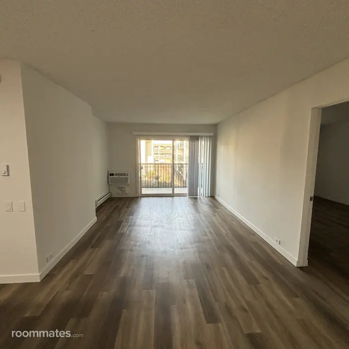 Room for rent in Newport Beach, CA $1250, apartment