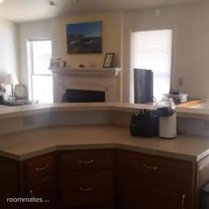 Room for rent in Fredericksburg, VA $950, house