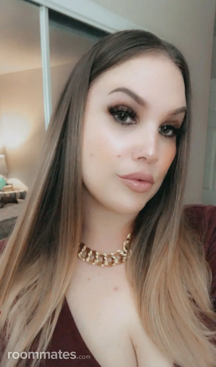 Profile photo 11 of 11