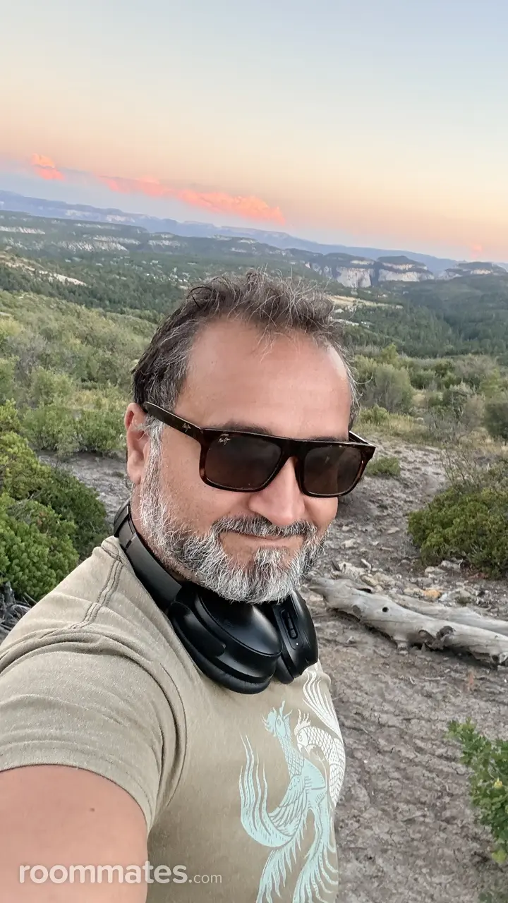 Profile photo 5 of 5
