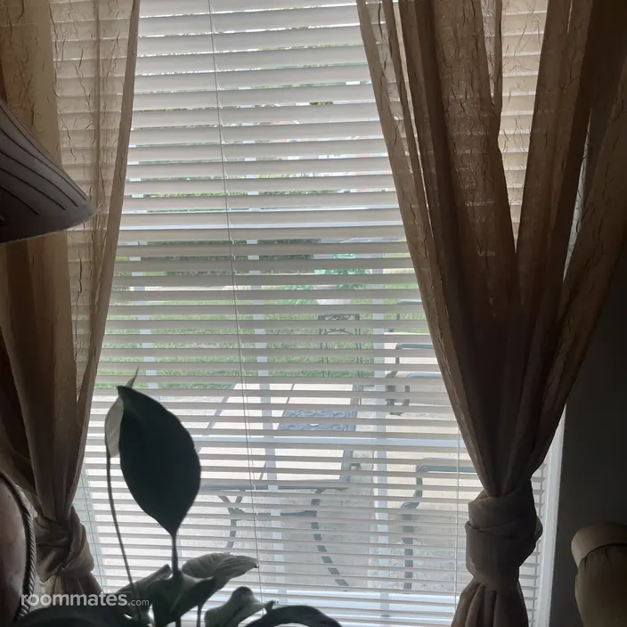 Room for rent in Oxon Hill, MD $1000, townhouse