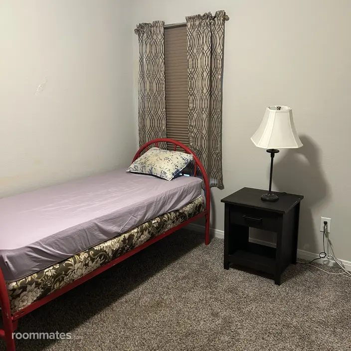 Room for rent in San Antonio, TX $450, house
