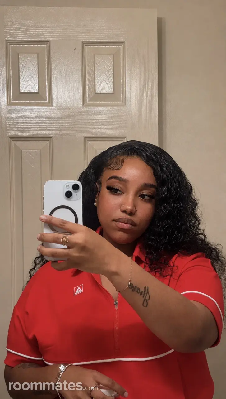 Profile photo 5 of 13