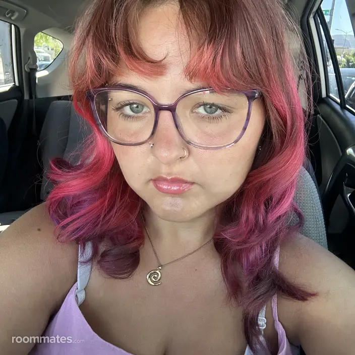 Roommate looking Brooklyn, NY, $1500