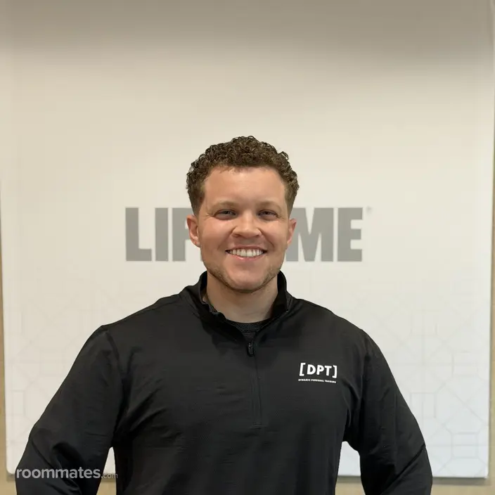 Roommate looking Clinton Township, MI, $800