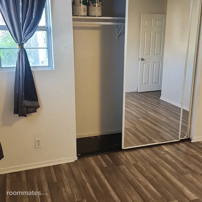 Room for rent in La Habra, CA $850, house