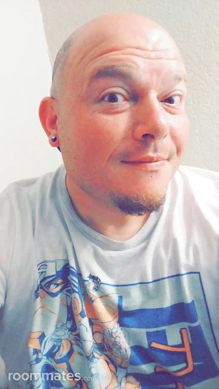 Profile photo 5 of 5