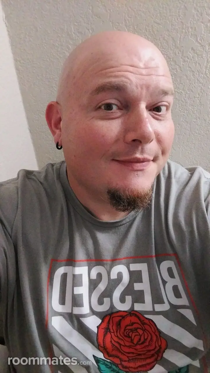 Profile photo 4 of 5