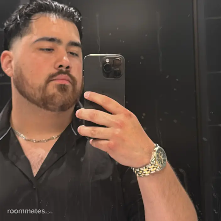 Roommate looking Santa Barbara, CA, $1400