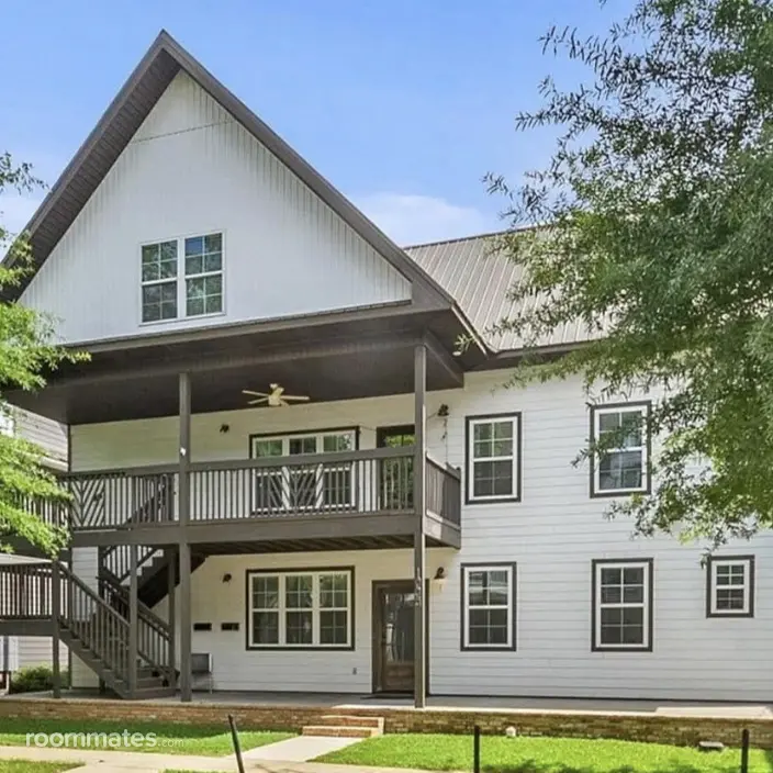 Room for rent in Tuscaloosa, AL $1125, house