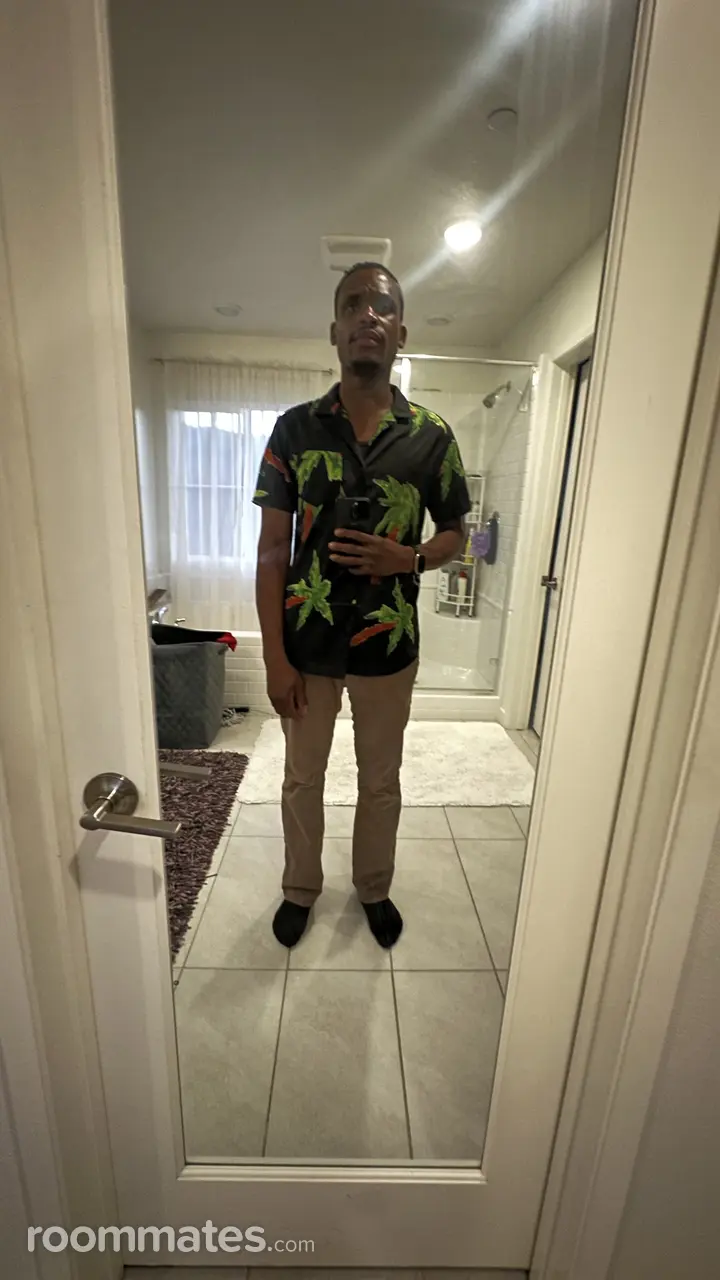 Profile photo 6 of 9