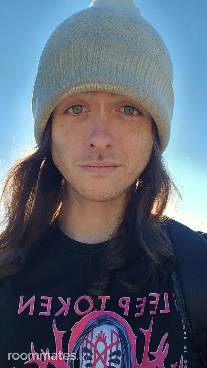 Profile photo 4 of 4