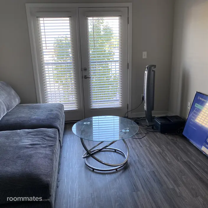 Room for rent in Jeffersonville, IN $1370, apartment