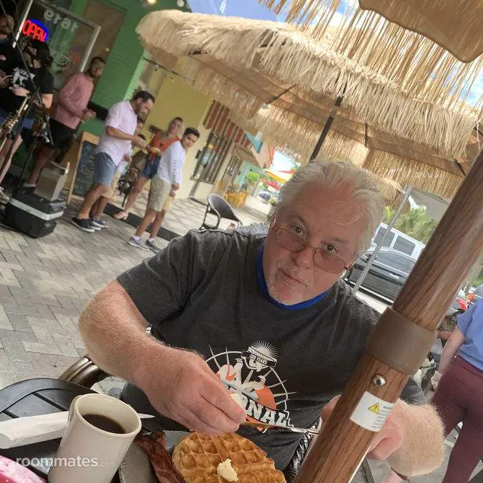 Roommate looking Greenacres, FL, $1100