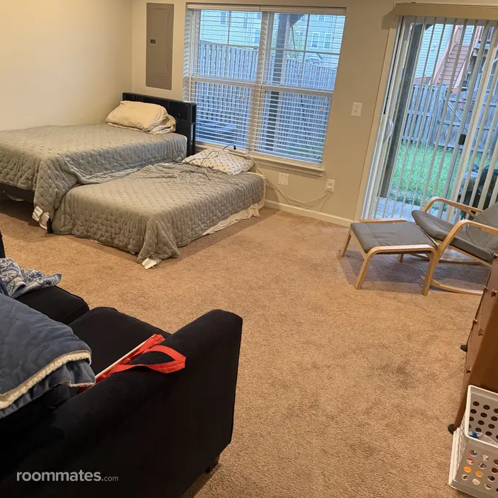 Room for rent in Stephenson, VA $800, townhouse