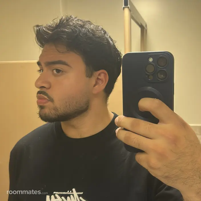 Roommate looking Passaic, NJ, $1000