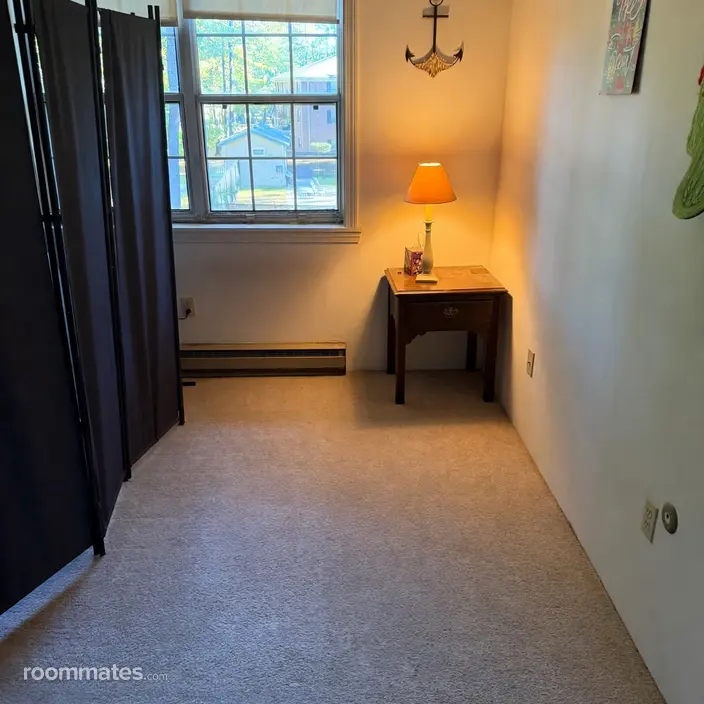 Room for rent in Concord, NH $705, apartment