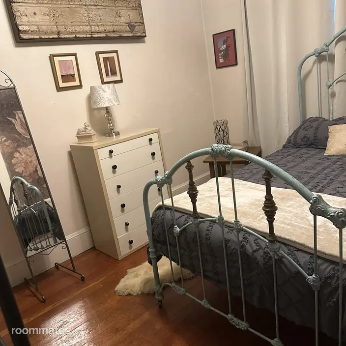 Room for rent in Providence, RI $1200, house