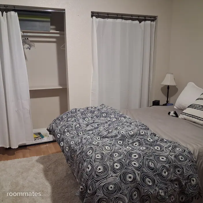 Room for rent in Mohave Valley, AZ $600, house