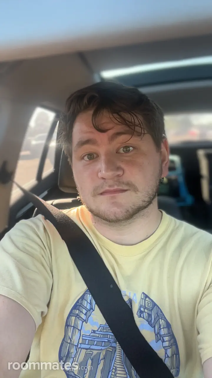 Profile photo 11 of 11