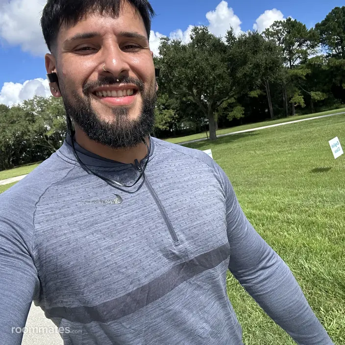Roommate looking Orlando FL, $900
