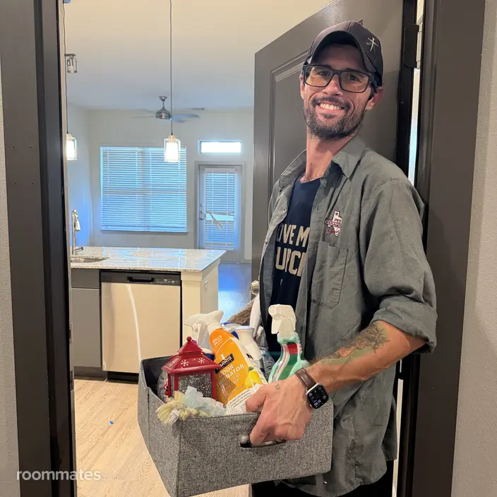 Roommate looking Sachse, TX, $1000