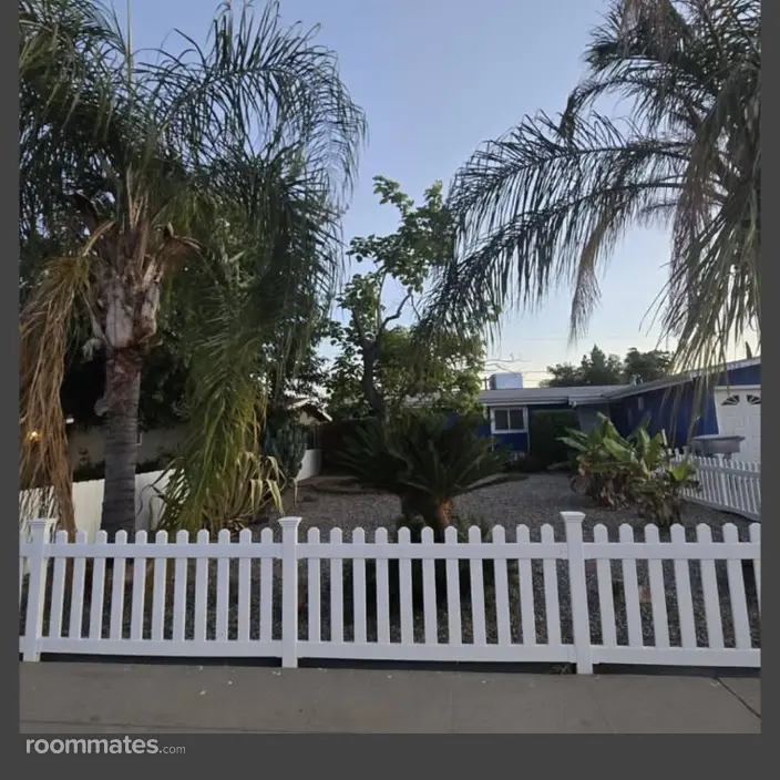 Room for rent in Clovis, CA $700, house