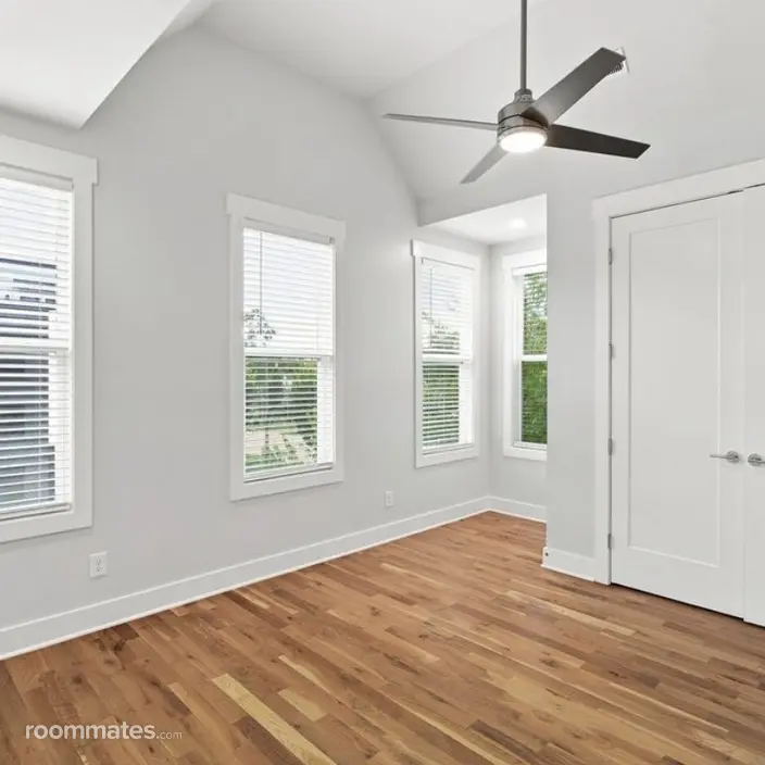 Room for rent in Nashville, TN $1500, house