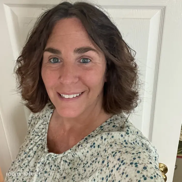 Roommate looking Lake Elsinore, CA, $800
