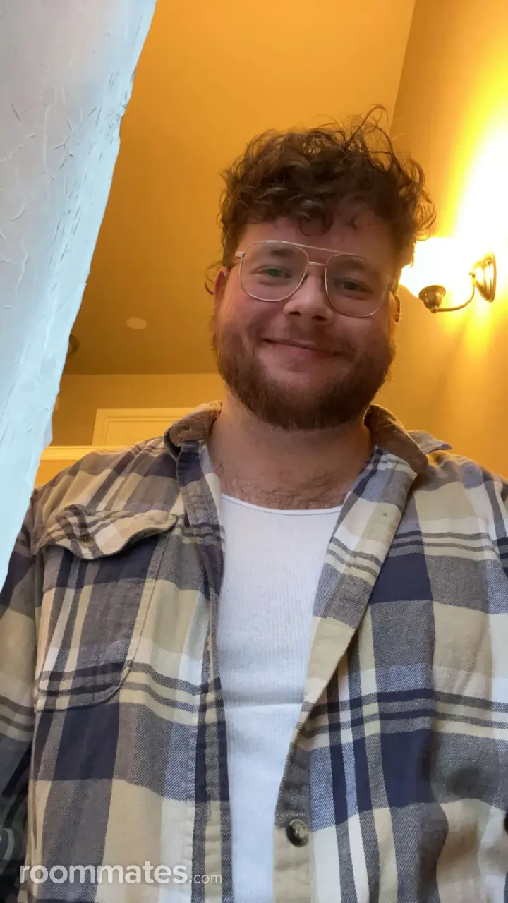 Profile photo 2 of 6