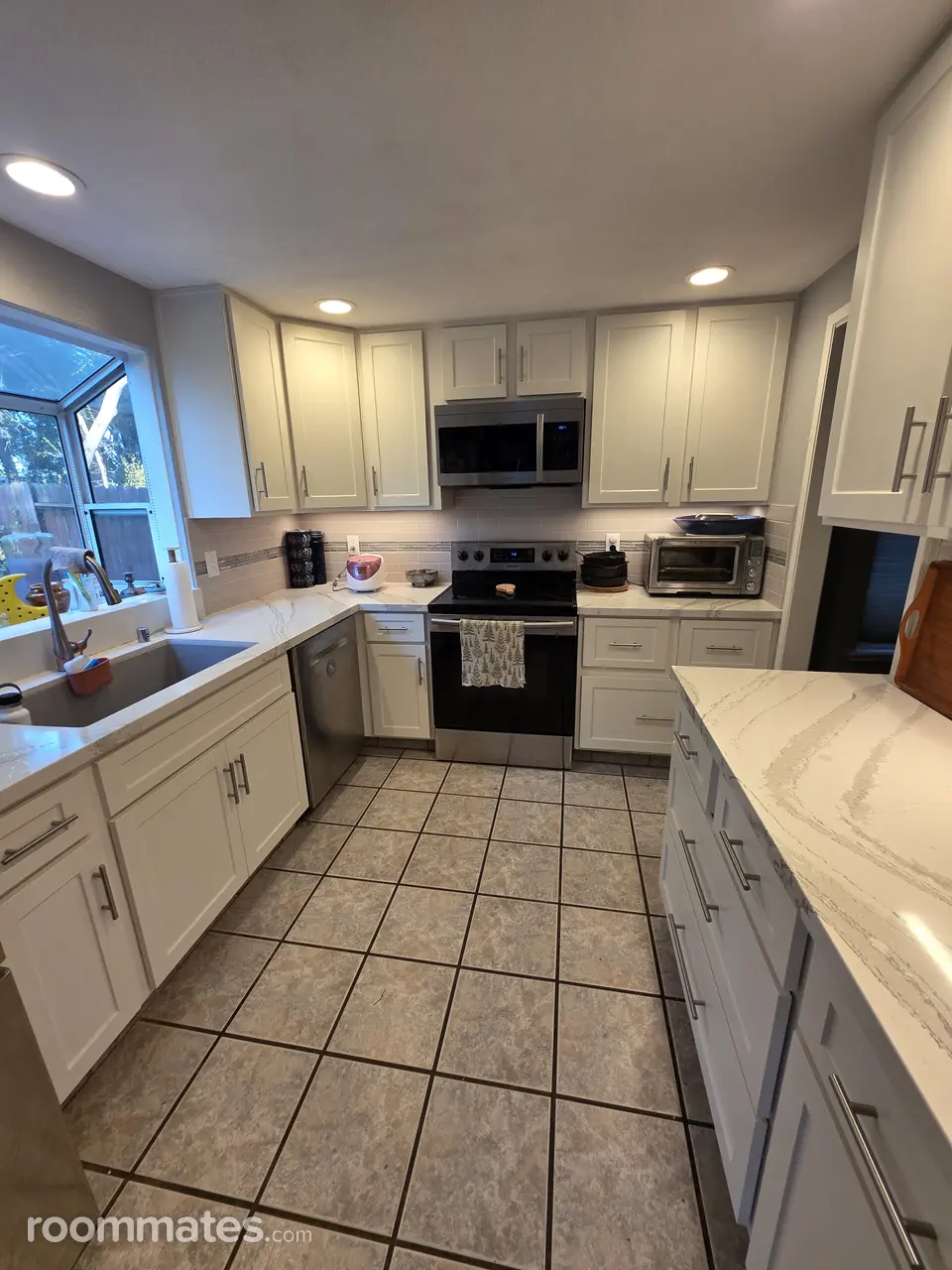 Profile photo 5 of 11