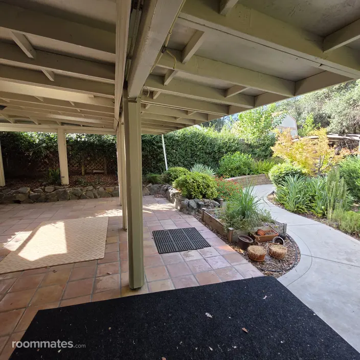 Room for rent in Citrus Heights, CA $850, house